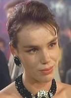 Клэр Небаут