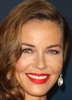 Конни Нильсен