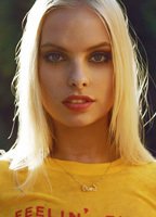 Диони Табберс