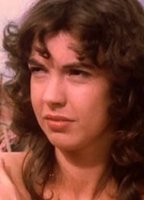 Фиби Николлс