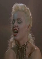 Вики Мэтьюс