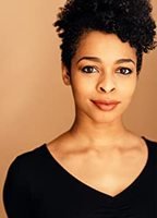 Адриенна Уэллс