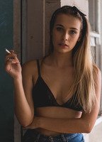 Алиса Лили Захалка