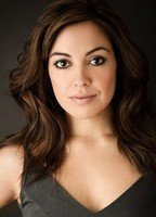 Элисон Арайя