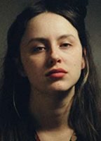 Анаис Томас