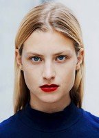 Анна Платен