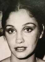 Айнур Акарсу