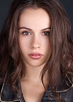 Кармен Флад