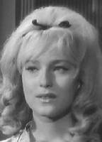 Криста Ланг