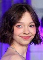 Эмма Майерс