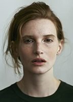 Джорджия Уотерс