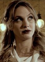 Джулия Ивана Клементе