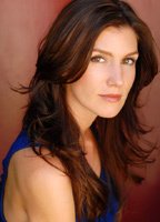 Холли Стенсон