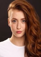 Джулия Бателаан