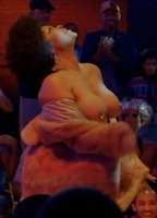 Джулия Роуз Тресвант