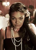 Летиция Оливейра