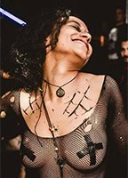 Милла Сюзарт