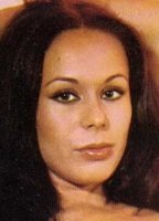 Надя Моралес