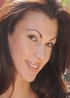 Николетт Лупиан