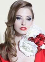 Полина Толстун