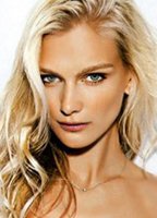 Зузана Страска