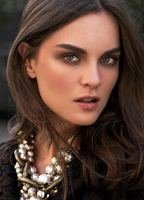 Анук Лепере