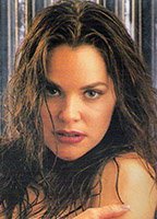 Афина Масси