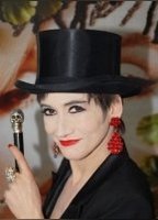 Кэролайн Лоэб