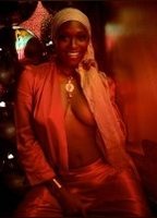 Клаудия Леннеар