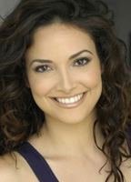 Дениз Киньонес