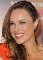 Джессика Макнами