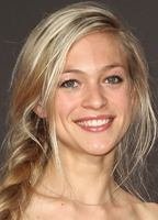 Джули Энгельбрехт