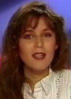 Джулия Сэмюэл