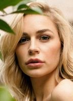 Кейт Комптон