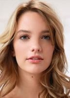 Кенна Джеймс