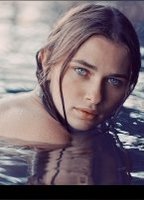 Леони Тереза Таррис