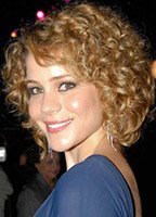 Леандра Леаль