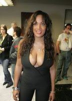 Лютриция Макнил