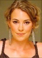 Мирра Фоулкс