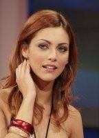 Мириам Леоне