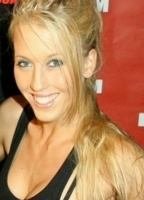 Мириам Воллат