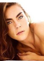 Надин Крокер