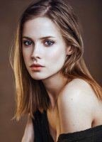 Полина Давыдова