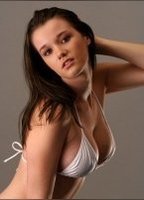 Рейвен Алексис