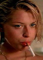 Аманда Де Кадене