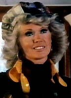 Конни Стивенс