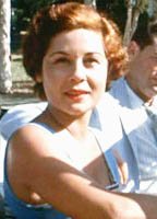 Долорес Карлос