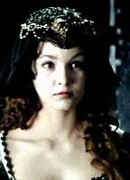 Эстер Нубиола