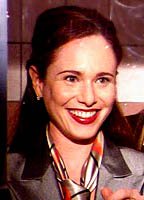 Джиллиан Бах