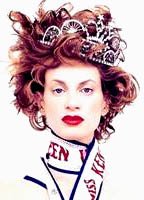 Кристен Макменами